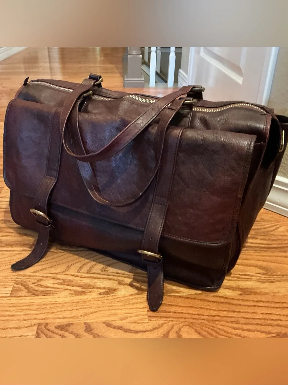 Vintage Genuine Leather Dark Brown Messenger Satchel Work Bag Made in India 20”